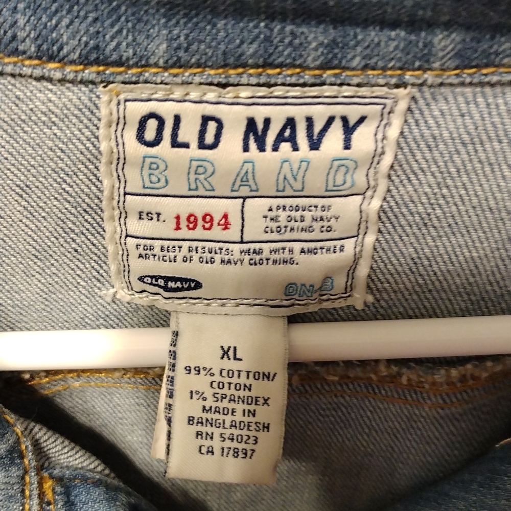 Women's jacket - Picture 2 of 3